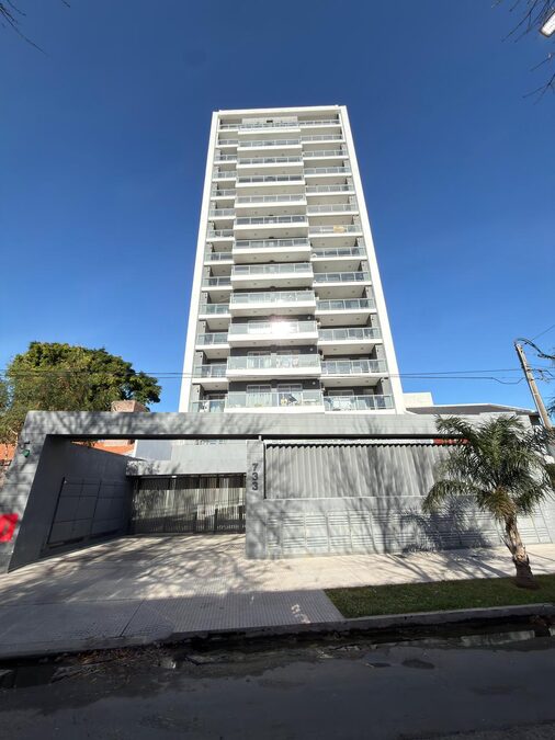 EXCLUSIVO DEPARTAMENTO ZONA PARQUE - CON TERRAZA PRIVADA.