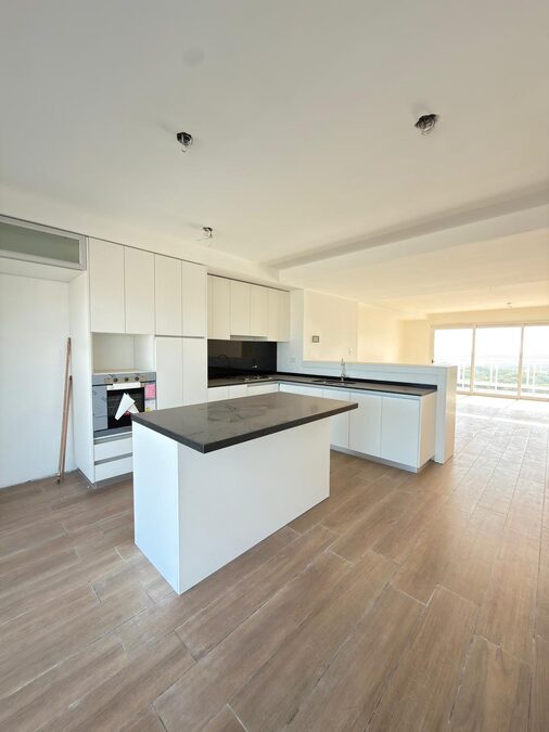EXCLUSIVO DEPARTAMENTO ZONA PARQUE - CON TERRAZA PRIVADA.