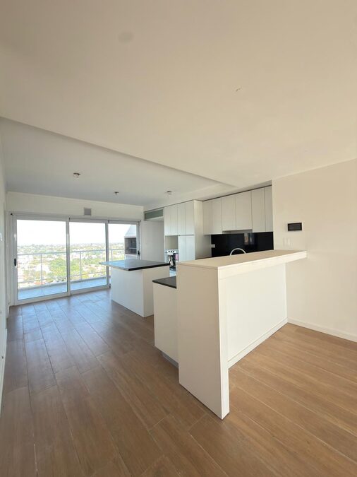 EXCLUSIVO DEPARTAMENTO ZONA PARQUE - CON TERRAZA PRIVADA.
