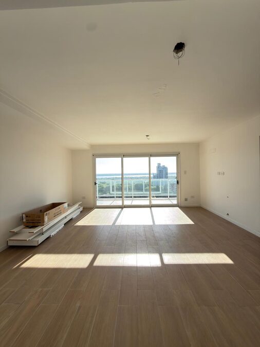 EXCLUSIVO DEPARTAMENTO ZONA PARQUE - CON TERRAZA PRIVADA.