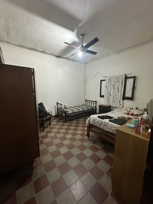 VENTA DE CASA 2 DORMITORIO ZONA BLAS PARERA Y ALMAFUERTE