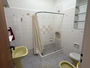 SE VENDE CASA INTERNA EN CALLE CERVANTES 670 PARANÁ