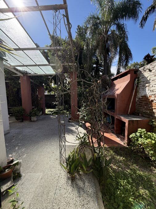 SE VENDE CASA INTERNA EN CALLE CERVANTES 670 PARANÁ