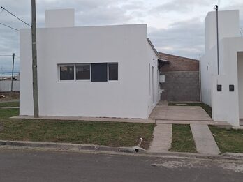 Venta Prop. 2hab. Ingreso Veh. Loteo Altos del Este-San Benito