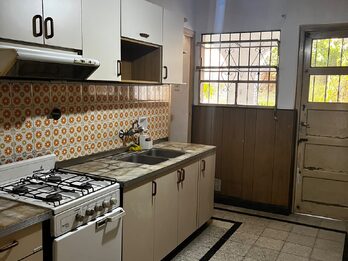 ALQUILO AMPLIA CASA EN ZONA ECHAGÜE CASI PERÓN