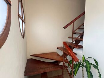 Urdinarrain 396 / Casa Comercial.