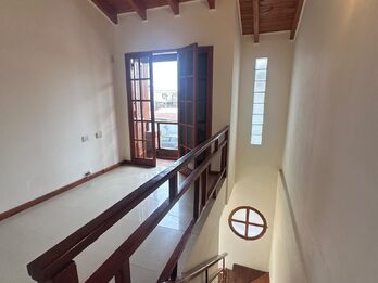 Urdinarrain 396 / Casa Comercial.