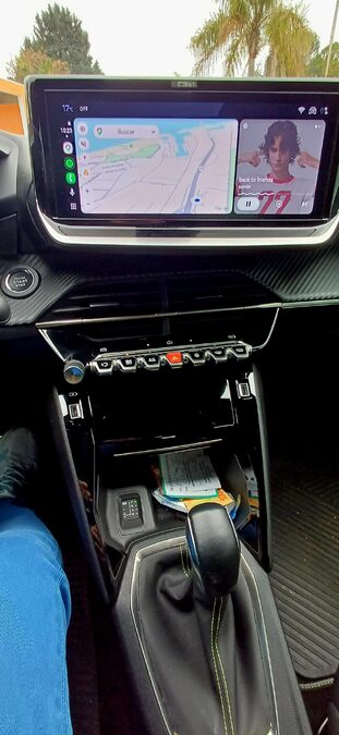 Vendo Peugeot 208 GT200 línea nueva 2025