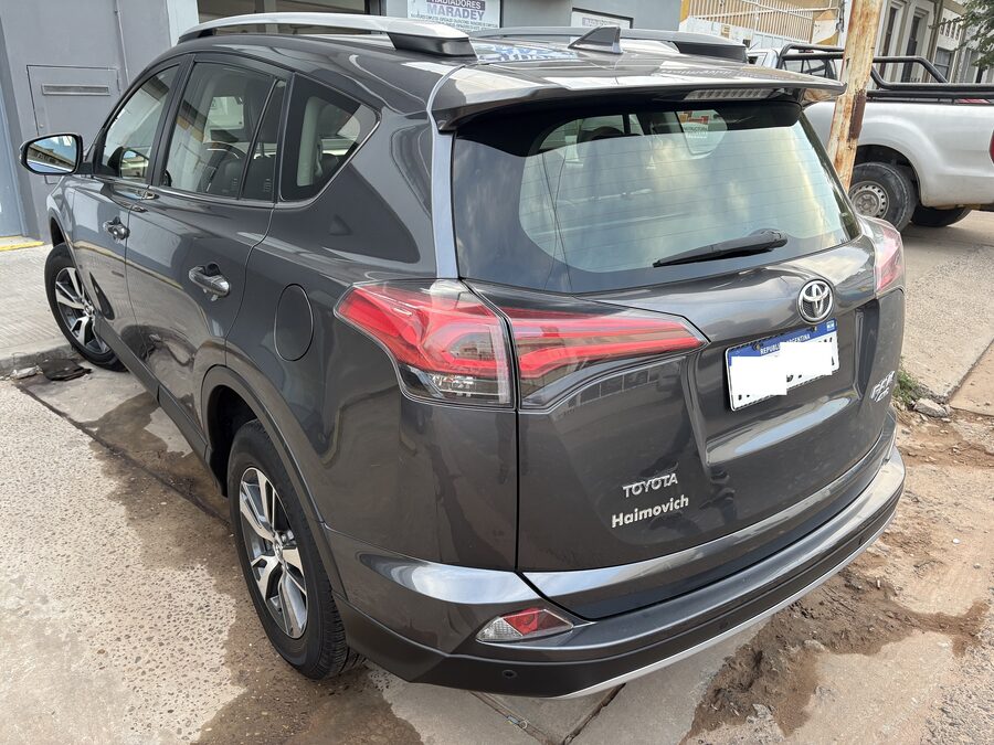 TOYOTA RAV4 4X4 VX 2018