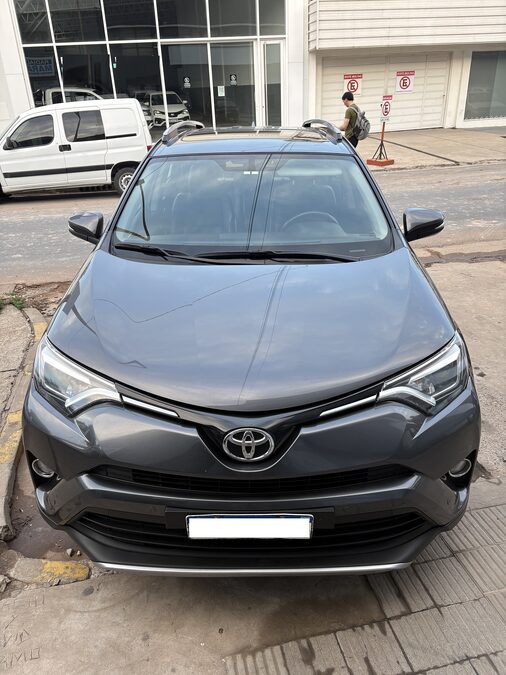 TOYOTA RAV4 4X4 VX 2018
