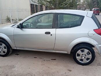 Ford Ka 1.0 fly año 2010
