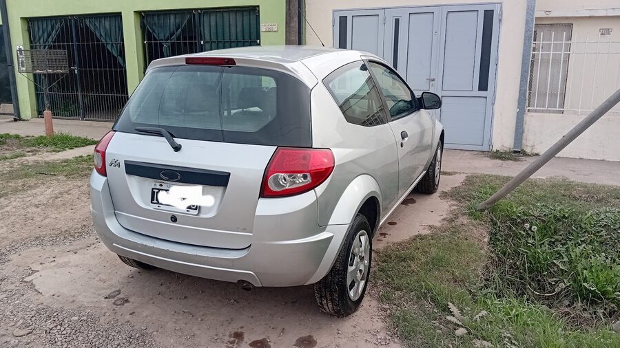 Ford Ka 1.0 fly año 2010