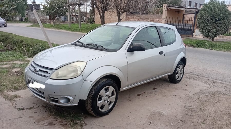 Ford Ka 1.0 fly año 2010
