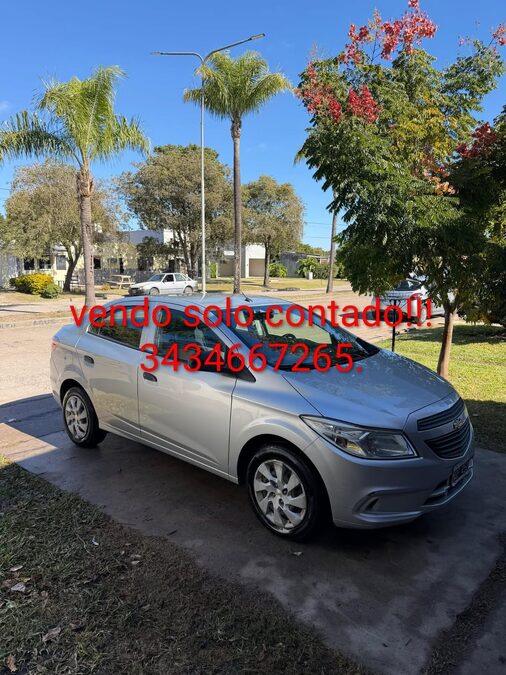 vendo Prisma 2014 en excelente estado