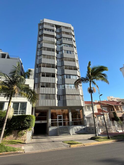 VENDO EXCLUSIVO DEPARTAMENTO CALLE MITRE, VISTA AL RIO.