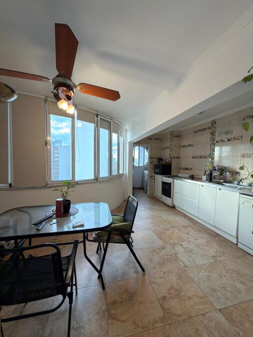 SEMIPISO EN VENTA - SANTA FE Y MALVINAS