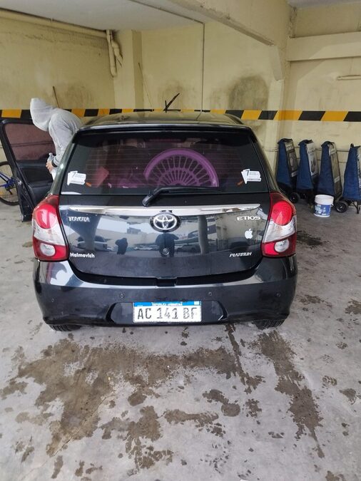 Toyota Etios 1.5 Platinum At. Excelente estado.-