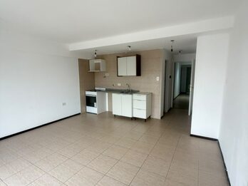 VENDO DEPARTAMENTO CON VISTA AL RIO.