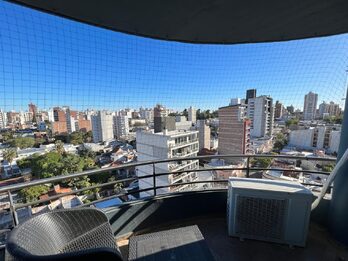 VENDO DEPARTAMENTO 2 DORMITORIOS Y COCHERA - VICTORIA Y CORRIENTES.