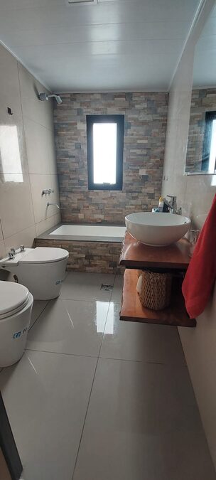 VENTA DE HERMOSA CASA EN VILLA FONTANA