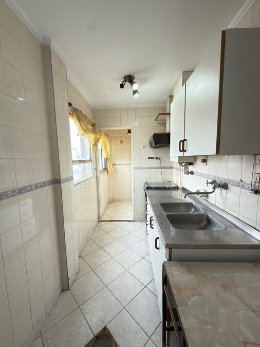 VENDO DEPARTAMENTO 3 DORMITORIOS CON TERRAZA Y COCHERA.