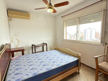 VENDO DEPARTAMENTO 3 DORMITORIOS CON TERRAZA Y COCHERA.