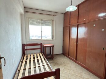 VENDO DEPARTAMENTO 3 DORMITORIOS CON TERRAZA Y COCHERA.