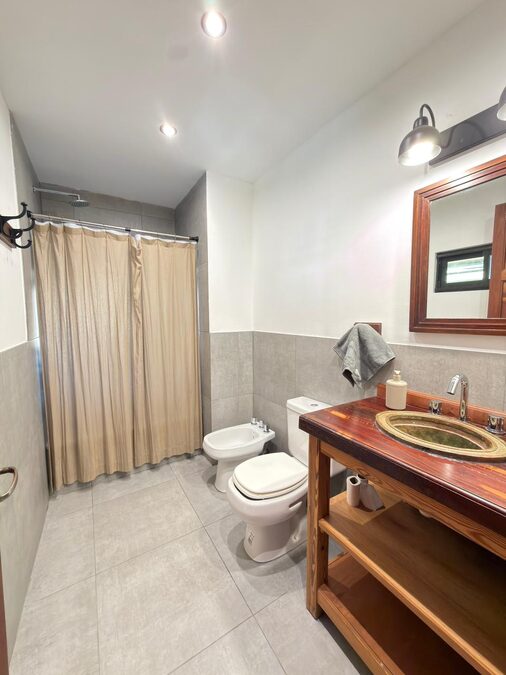 EXCLUSIVA CASA EN VENTA - BAJADA GRANDE.