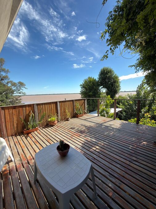 EXCLUSIVA CASA EN VENTA - BAJADA GRANDE.