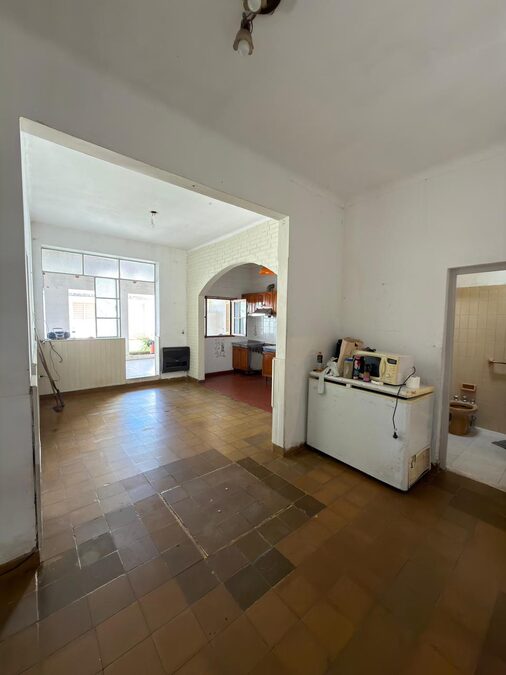 VENDO CASA 3 DORMITORIOS - DON BOSCO