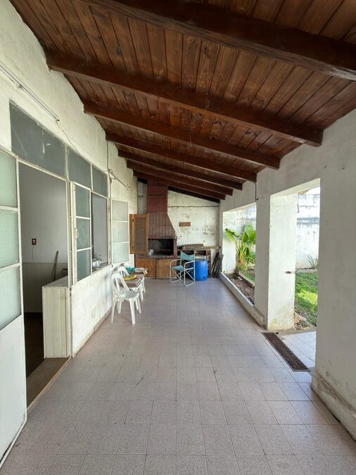 VENDO CASA 3 DORMITORIOS - DON BOSCO