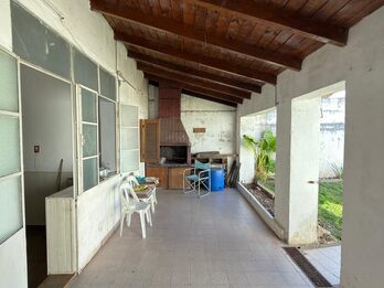 VENDO CASA 3 DORMITORIOS - DON BOSCO