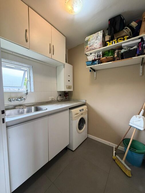VENDO DUPLEX - ECHEVERRIA Y BLAS PARERA