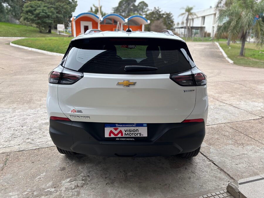 CHEVROLET TRACKER 1.2 LT AT. Recibo vehículos de menor y mayor valor