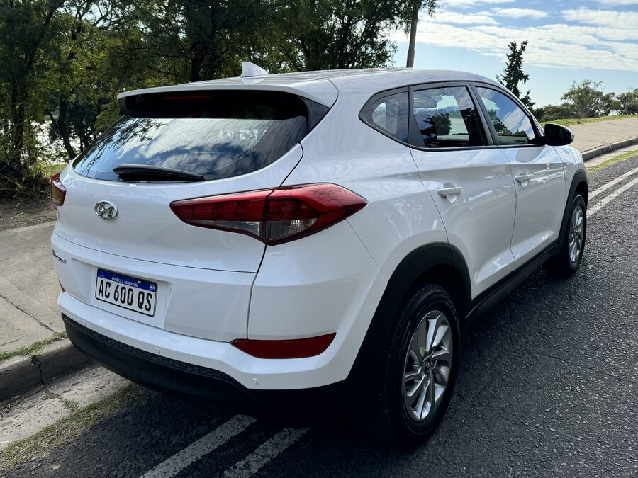 HYUNDAI TUCSON 2.0 AUTOMÁTICA IMPECABLE 89.000Km