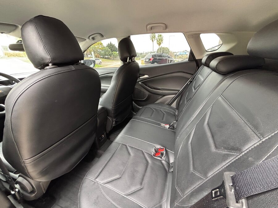 CHEVROLET TRACKER 1.2 LT AT. Recibo vehículos de menor y mayor valor