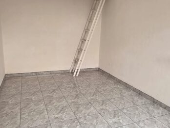 LOCAL GELERIA DEL TEATRO