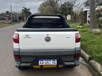 VENDO FIAT STRADA ADVENTURE 1.6 2018 GNC 93000km