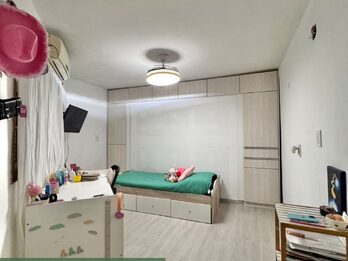 🏡 Casa 4 dorm | Piscina | 1.033 m² – Zona La Toma