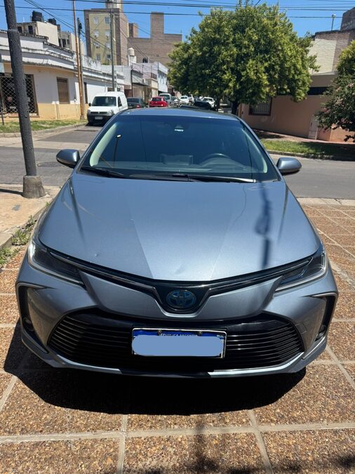 Vendo Toyota Corolla Hybrid SEG en excelente estado