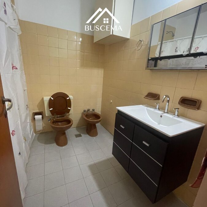 Departamento en alquiler – 3 dorm. con cochera – Piso 11 – Santa Fe esquina Malvinas