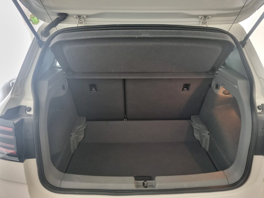 VOLKSWAGEN T-CROSS MODELO 2020 IMPECABLE