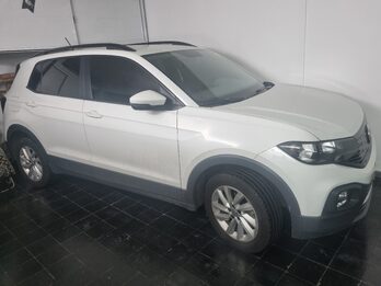 VOLKSWAGEN T-CROSS MODELO 2020 IMPECABLE