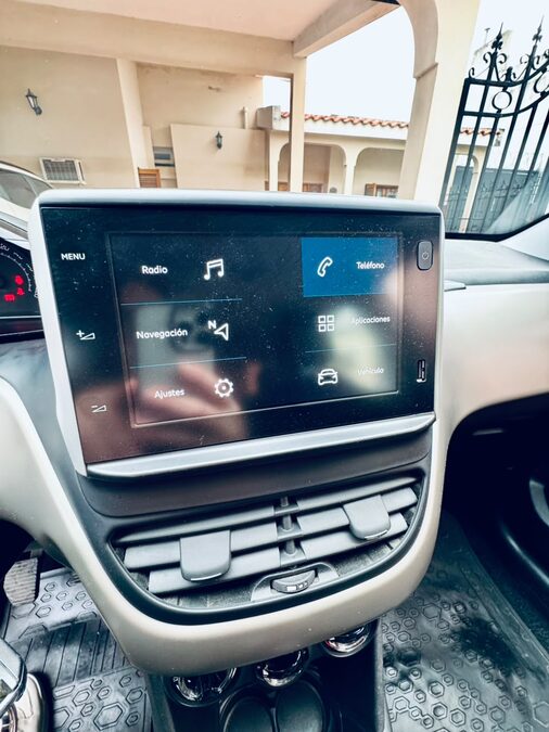 VENDO PEUGEOT 2008 ALLURE MOD 2019