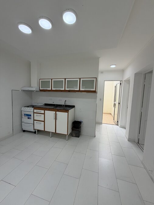 Vende casa Calle Urquiza entre Patagonia Y Mendoza