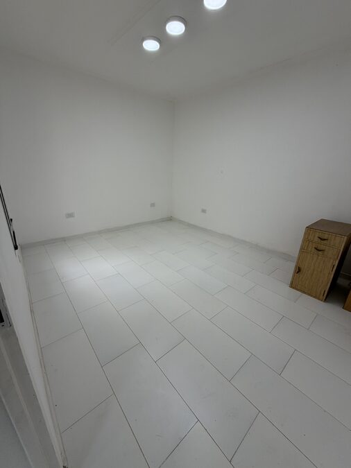 Vende casa Calle Urquiza entre Patagonia Y Mendoza