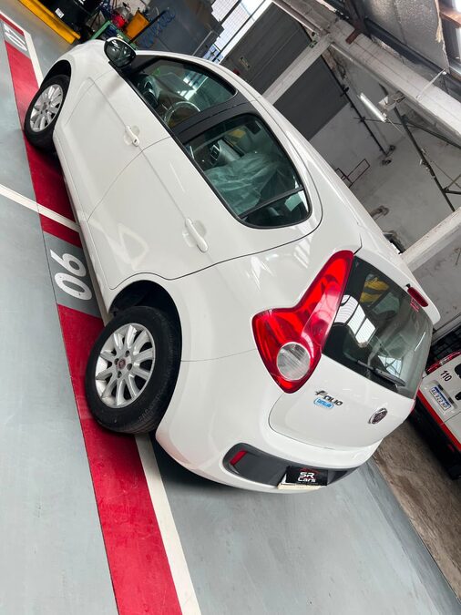 Fiat Palio Attractive Top 1.4 (2017) – Impecable