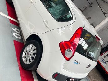 Fiat Palio Attractive Top 1.4 (2017) – Impecable