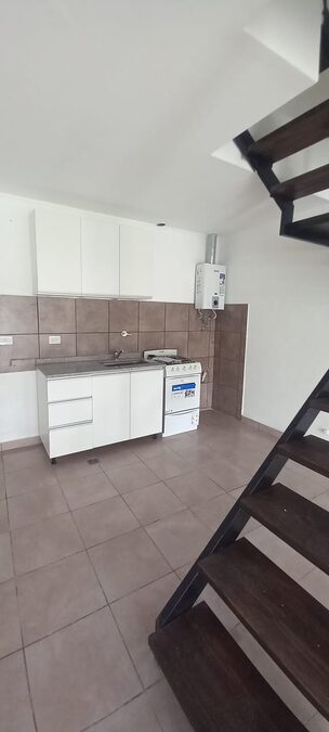 Dúplex a estrenar. Calle Santos Domínguez, todos los servicios!