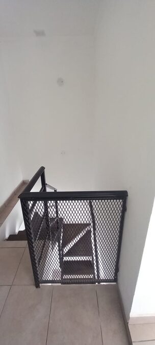Dúplex a estrenar. Calle Santos Domínguez, todos los servicios!